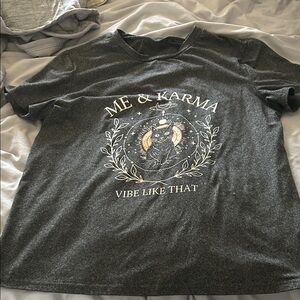 SHEIN Gray Short Sleeve Tee with Cat Graphic